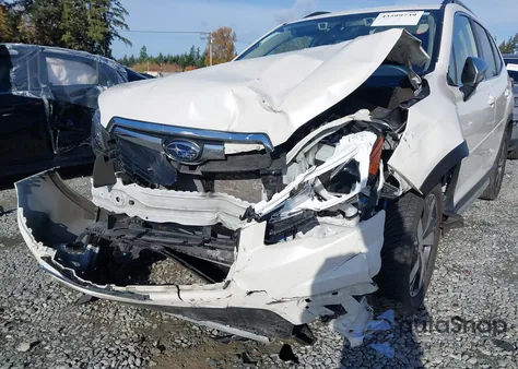 2020 Subaru Forester Touring z USA, uszkodzony, nr VIN JF2SKAXC9LH450634